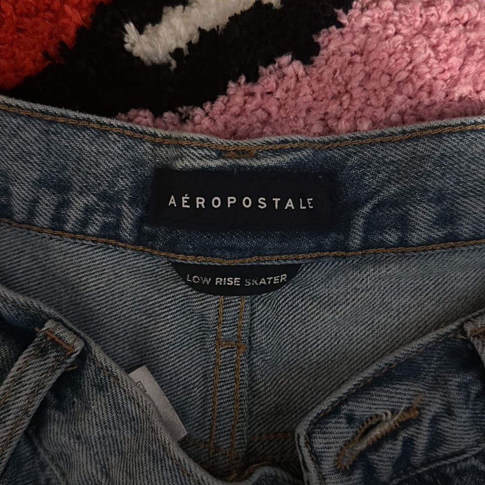 Aeropostale Low rise skater jeans, size 10R in great condition. Barely worn.